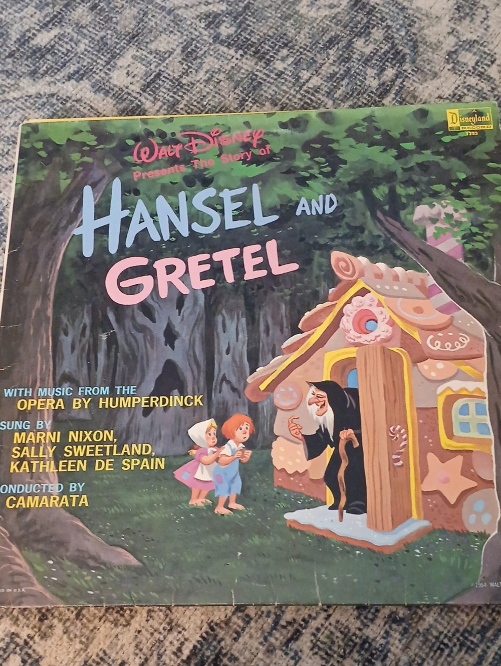 Walt Disney Hansel and Gretel Illustrated Vinyl Record 1964.